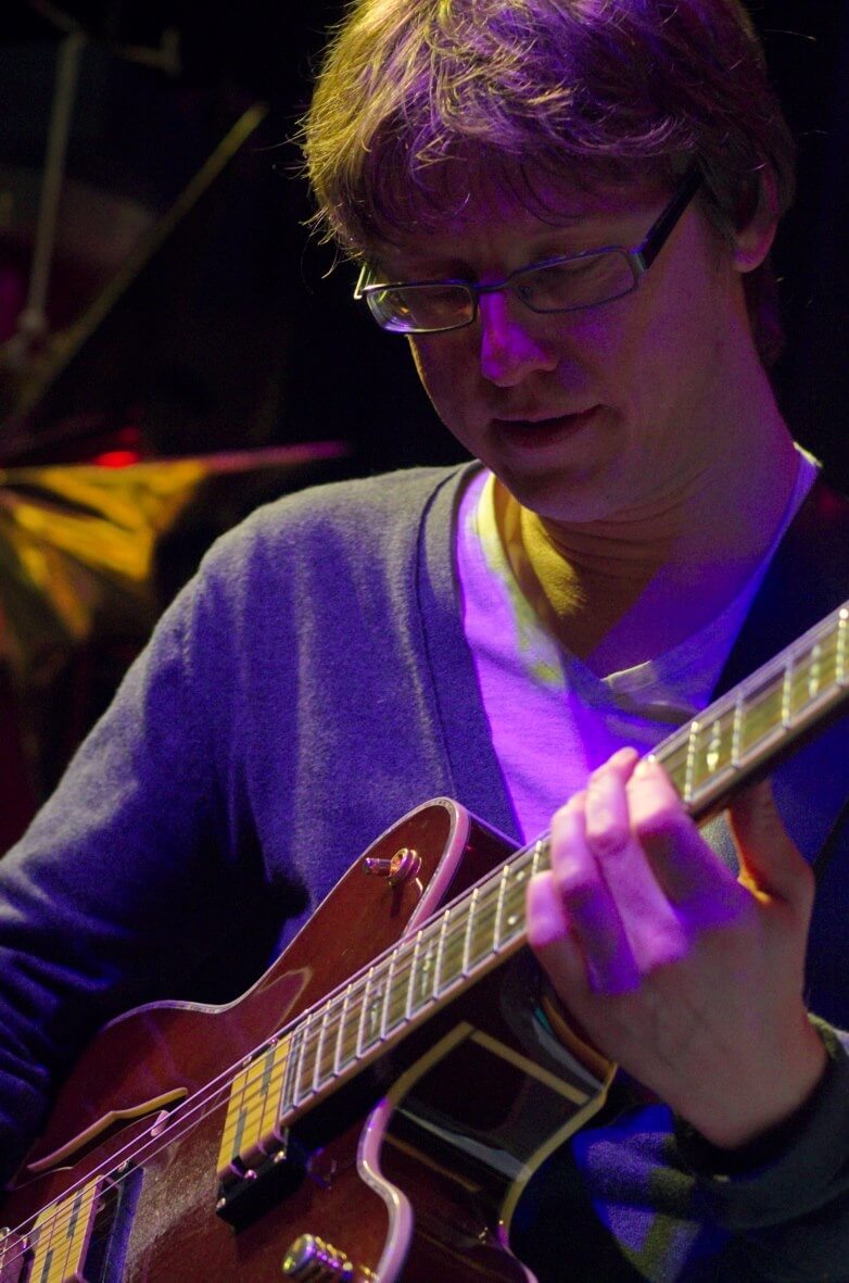 Folker Tettero in cafe Bacchus 15 dec 2012